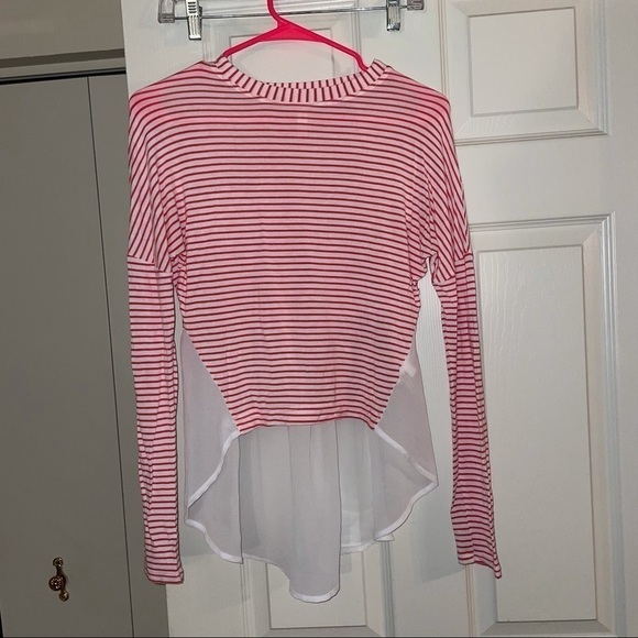 *Red and white striped shirt - Picture 6 of 6